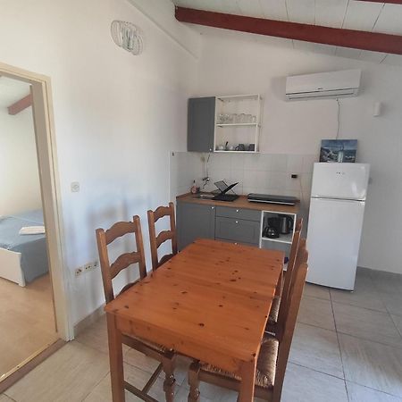 Apartments Sime Lopar Exterior foto