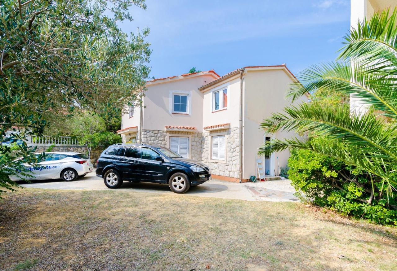 Apartments Sime Lopar Exterior foto