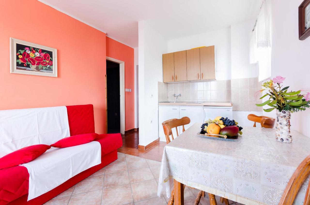 Apartments Sime Lopar Cameră foto
